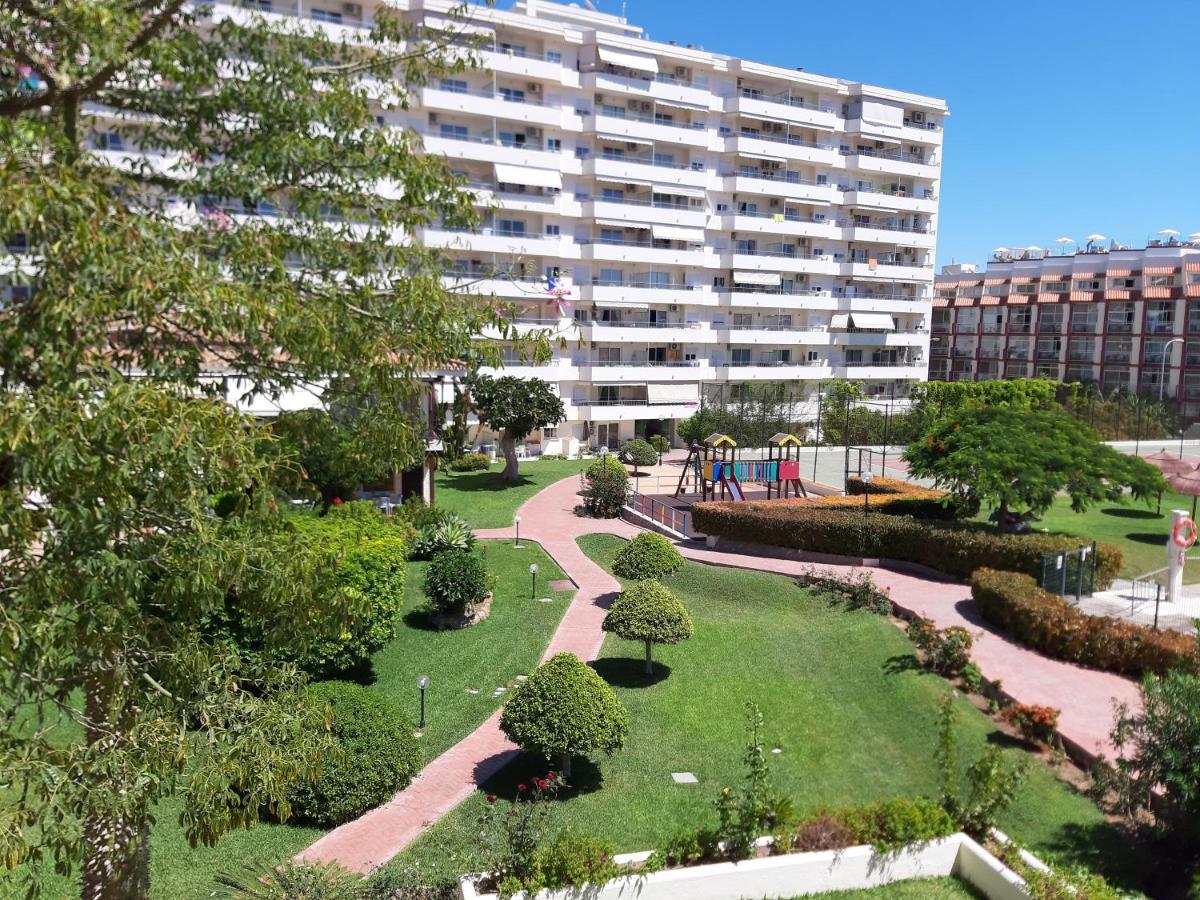 Carihuela Palace Torremolinos Exterior foto