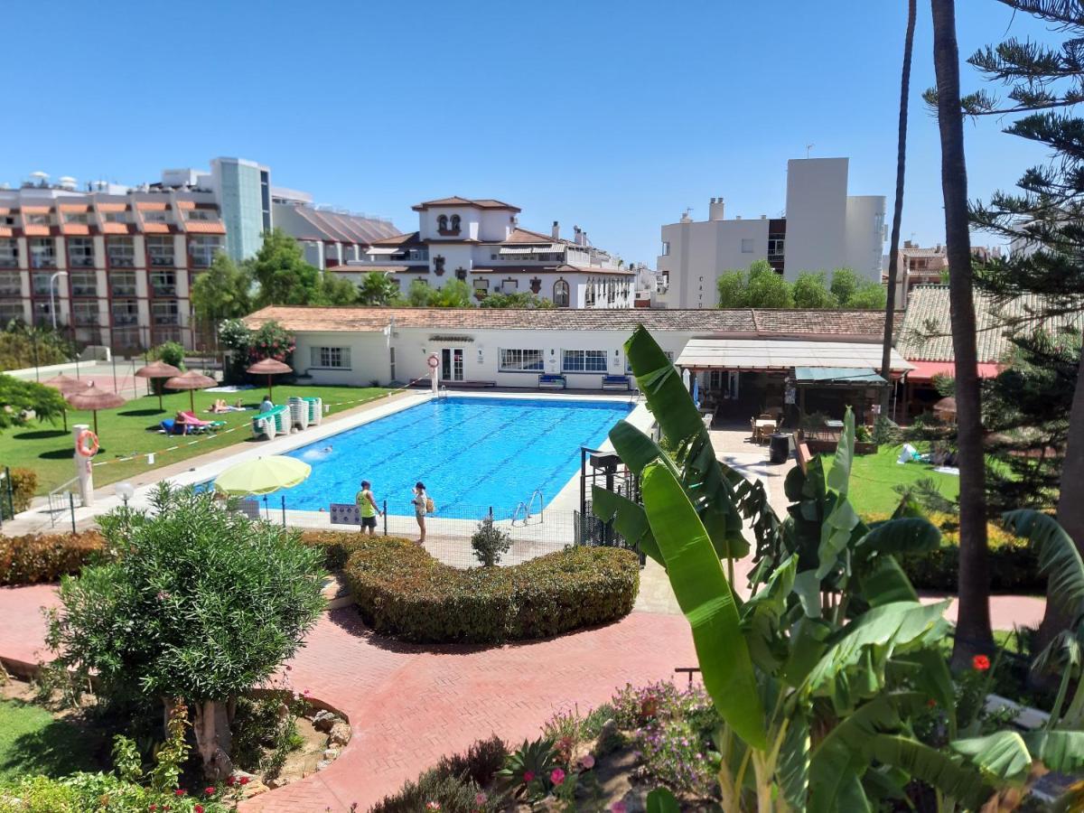 Carihuela Palace Torremolinos Exterior foto