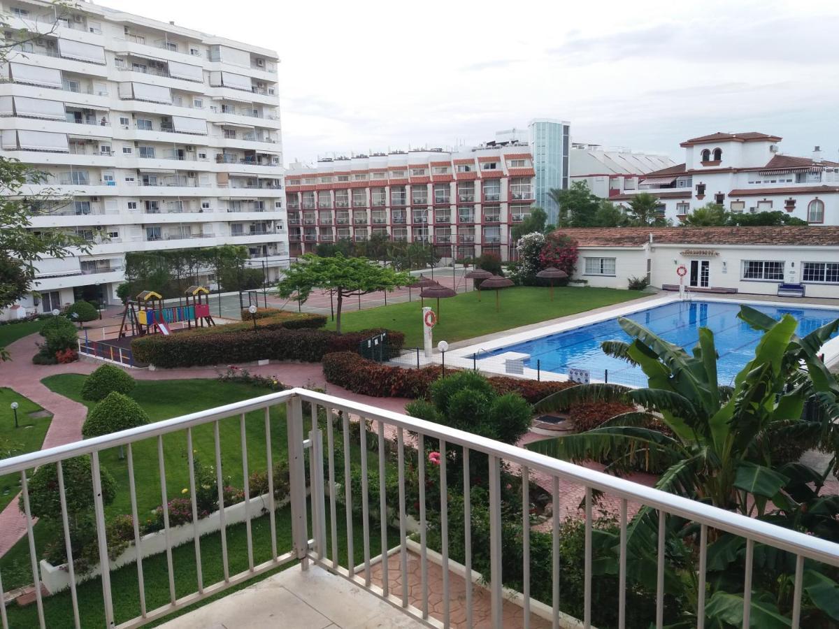 Carihuela Palace Torremolinos Exterior foto